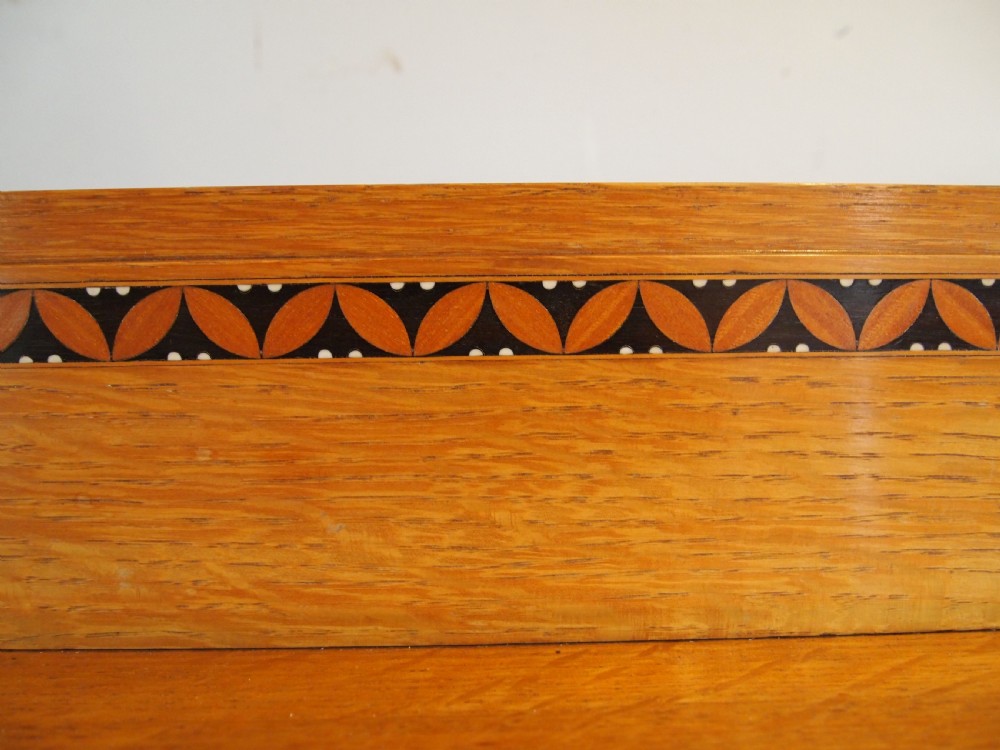 Bedroom suite 3 piece Bath Cabinet Makers Oak Art Deco c1930 View V