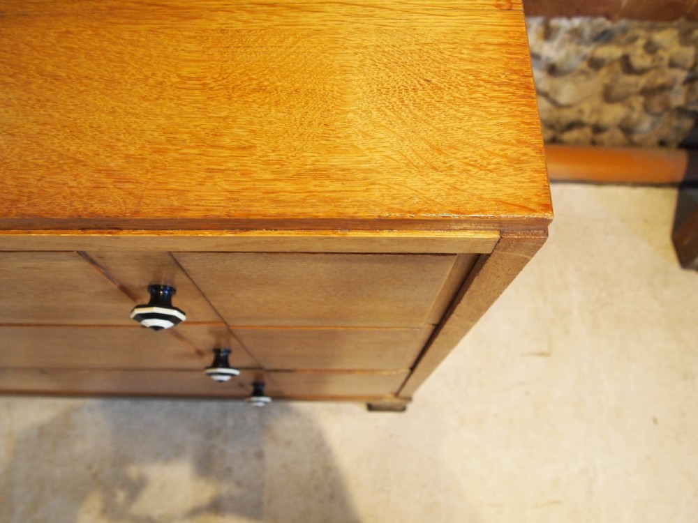 Bedroom suite 3 piece Bath Cabinet Makers Oak Art Deco c1930 View VIII