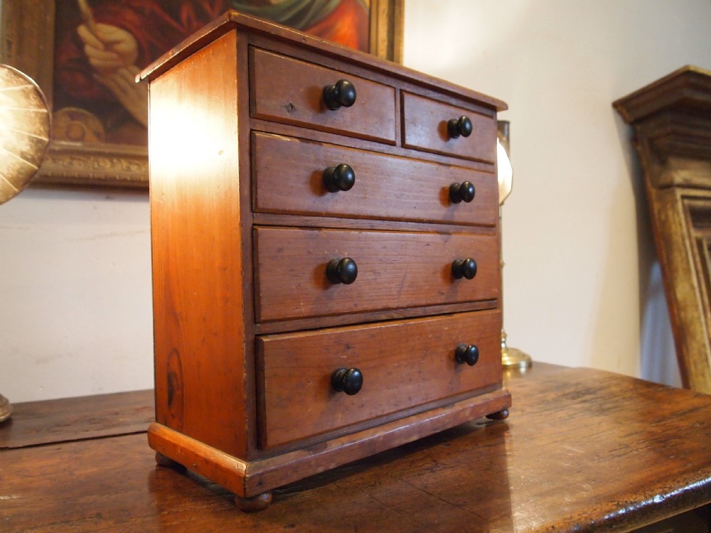 Chest of drawers miniature Victorian Apprentice chest Pine C1880 View VIII