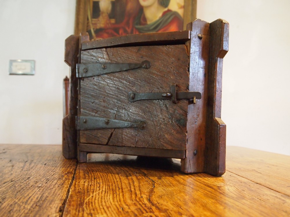 Cabinet very rare naive primitive Elm cupboard c1700