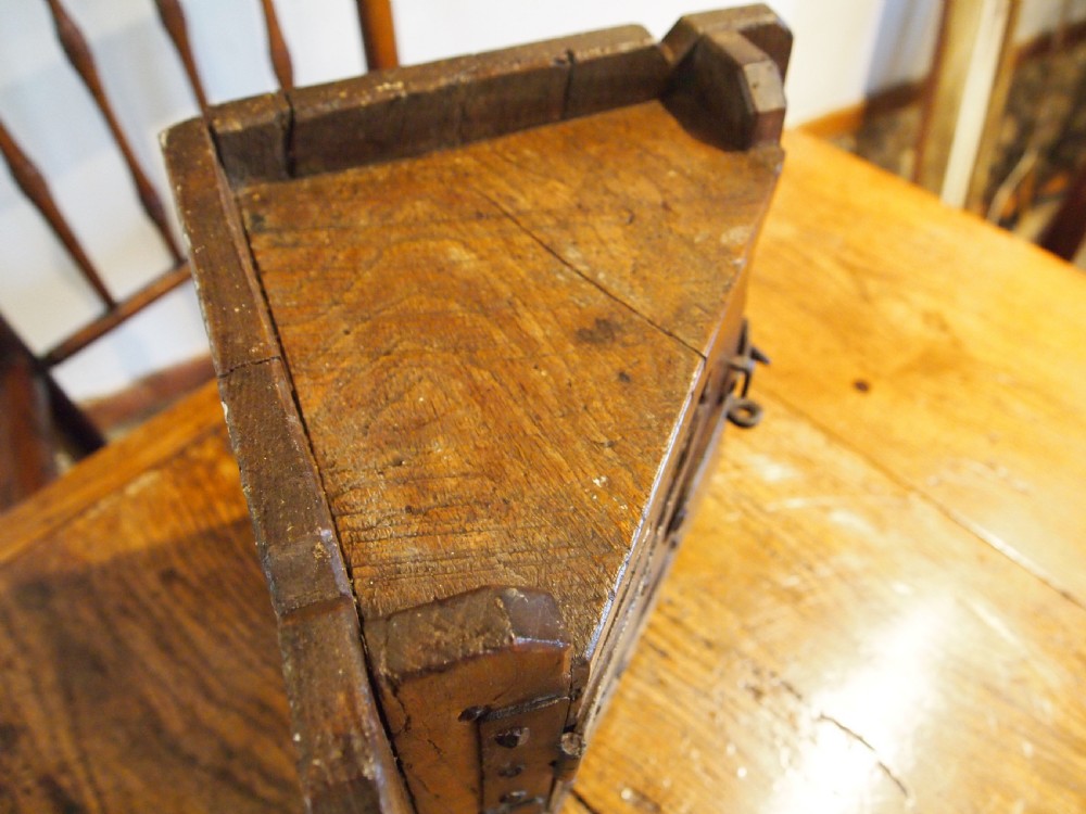Cabinet very rare naive primitive Elm cupboard c1700 View IX