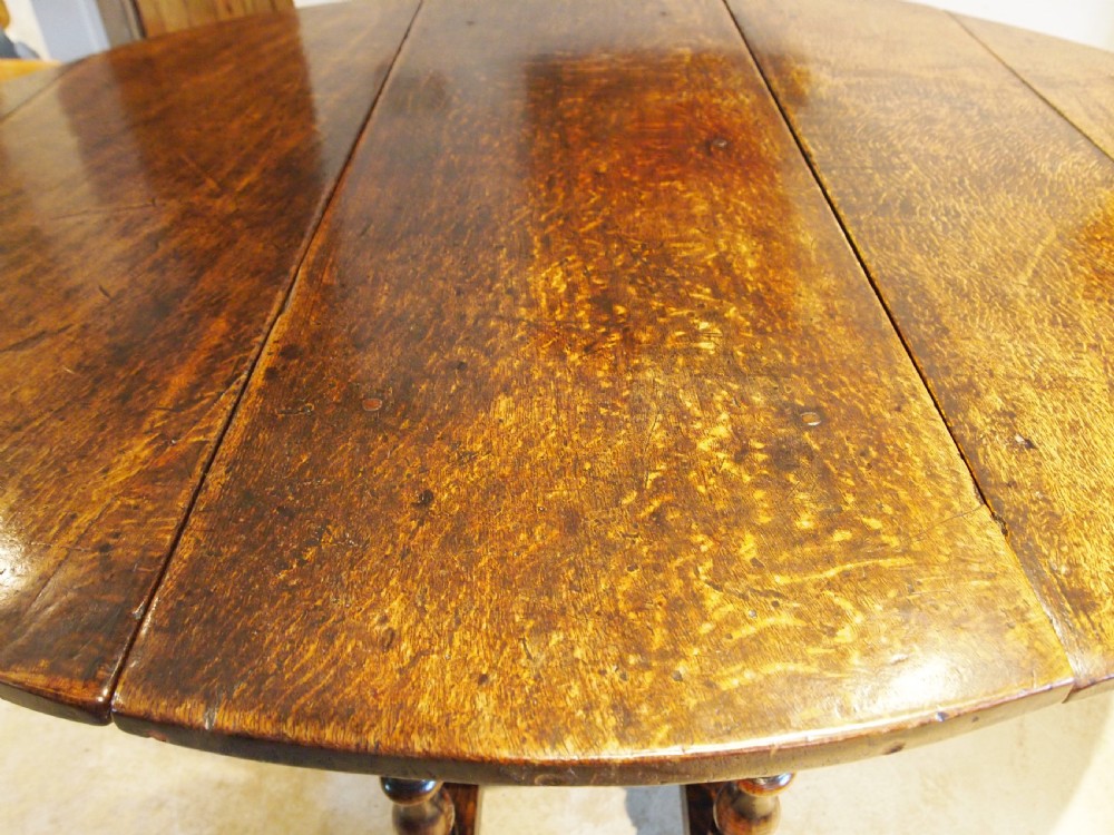 Table dining Outstanding Charles II Oak gateleg seats 8 c1680 View VI