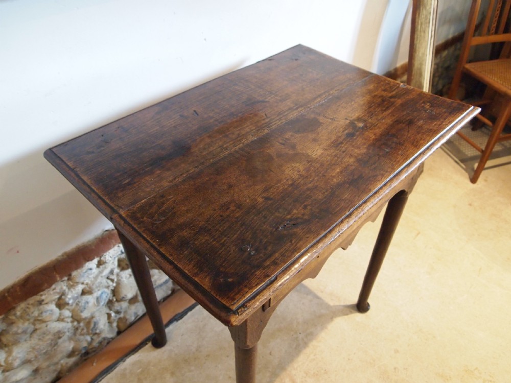 Table lowboy beautiful George II Oak c1750 View II