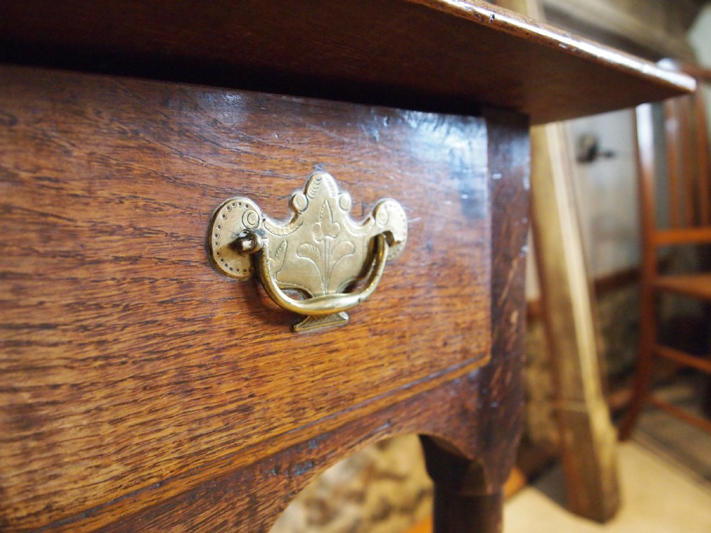 Table lowboy beautiful George II Oak c1750 View V