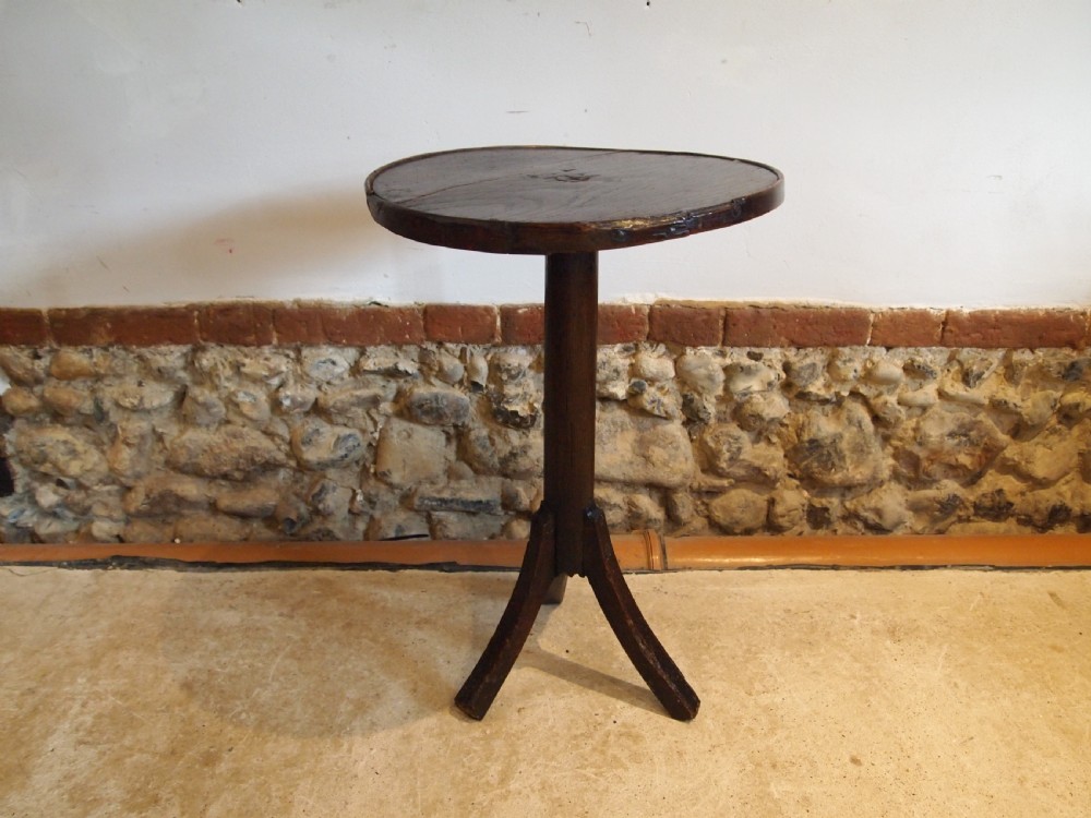 Table rare George II Elm primitive naive c1740