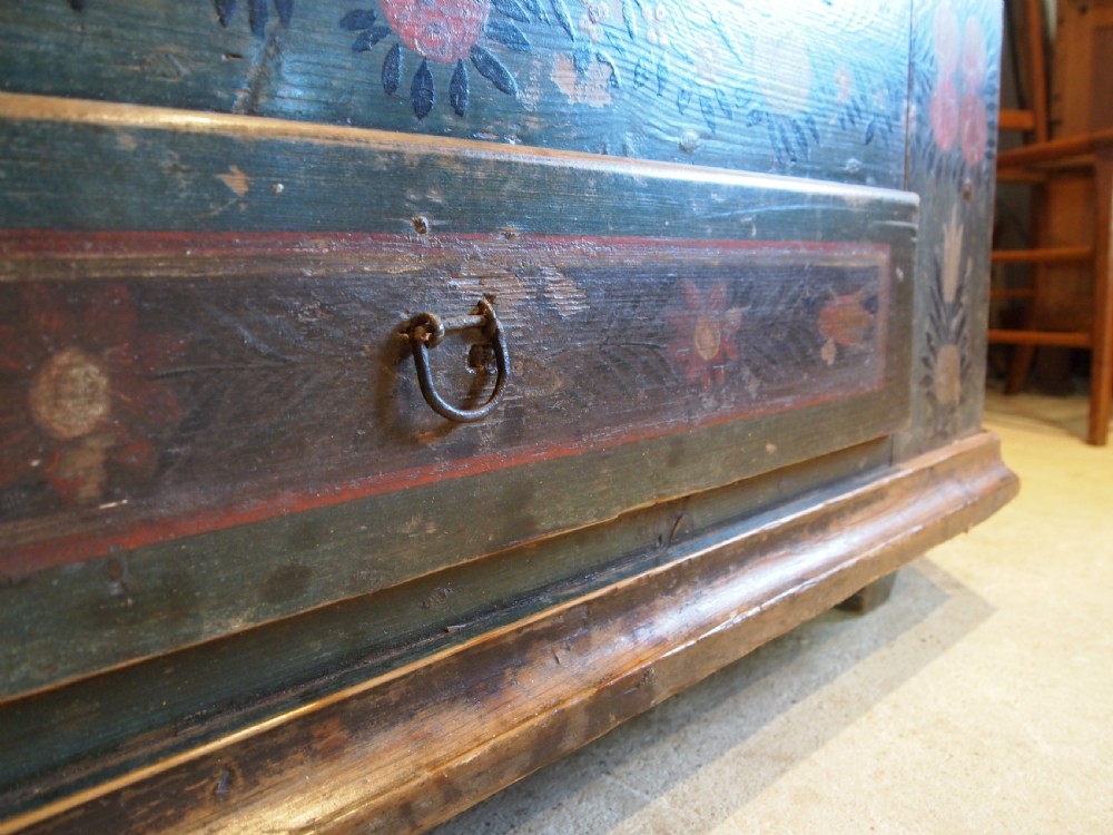 Cupboard pantry or wardrobe European large original paint c1850 View XII