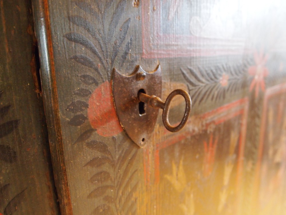 Cupboard pantry or wardrobe European large original paint c1850 View XIV