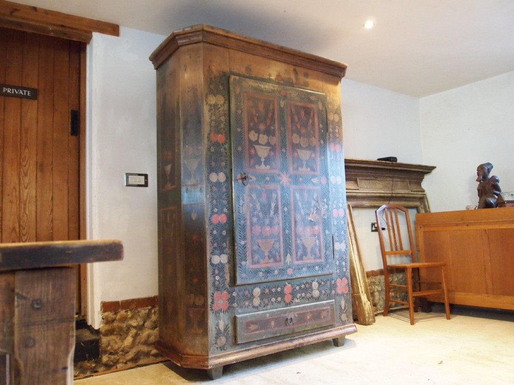 Cupboard pantry or wardrobe European large original paint c1850 View XVI