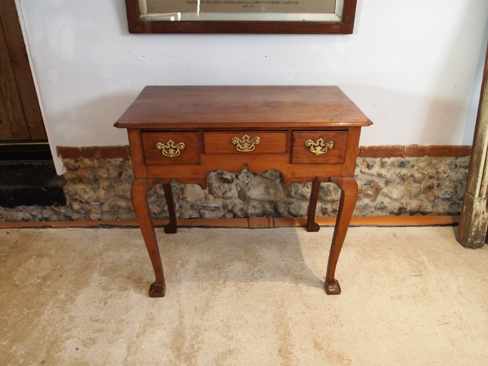 Table lowboy rare George III Solid Walnut c1780 View XIII