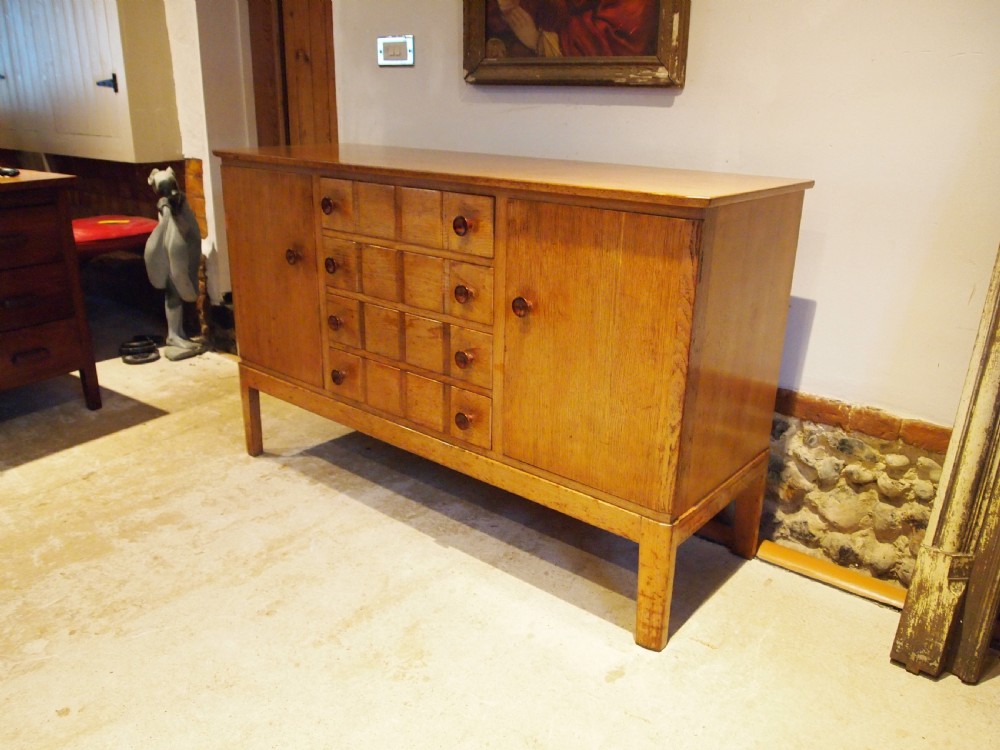 Sideboard dresser Oak Gordon Russell c1940 View II
