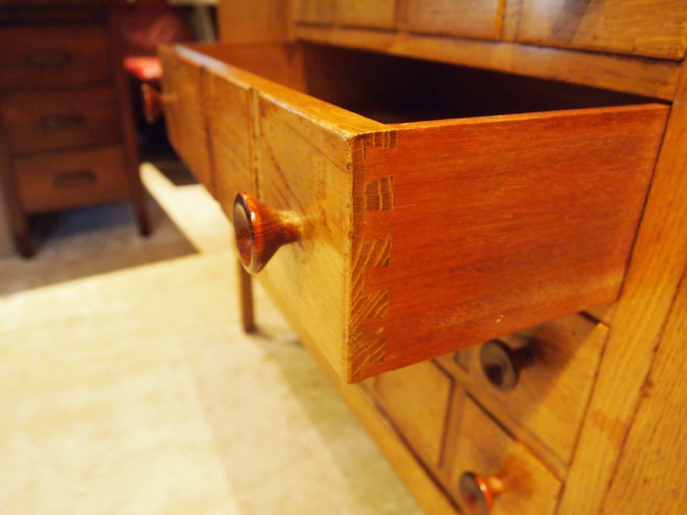 Sideboard dresser Oak Gordon Russell c1940 View IX