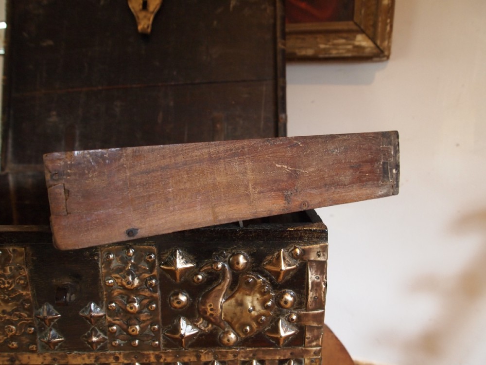 Chest rare small 18th century Zanzibar marriage chest c1740 View III