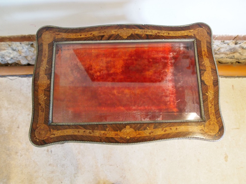 Table bijouterie display fine French Rosewood c1870 View III