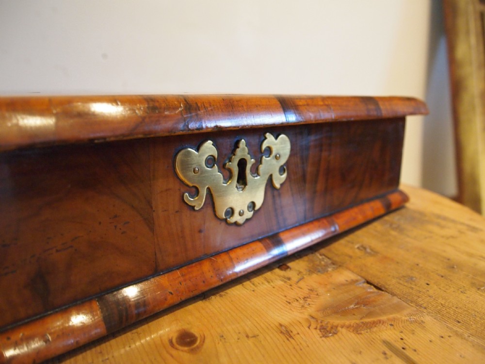 Box Rare 17th Century lace box Olive Oyster veneered c1690 View IV
