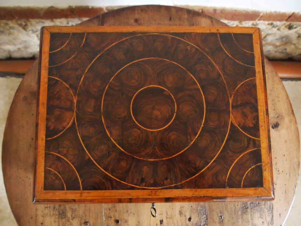 Box Rare 17th Century lace box Olive Oyster veneered c1690 View VI