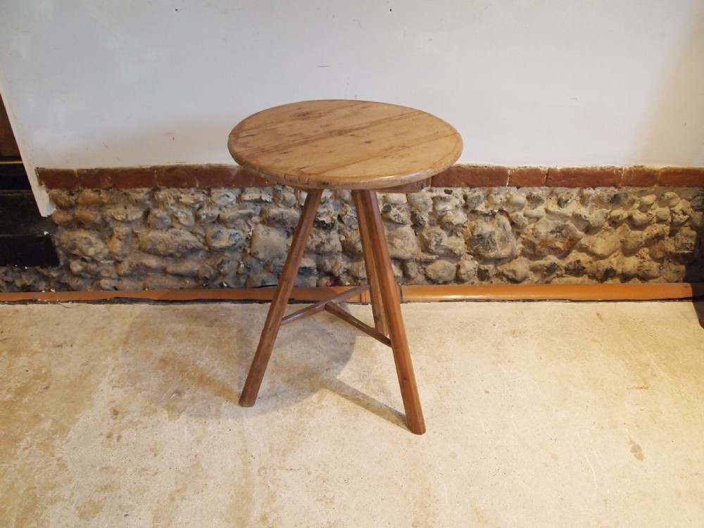 Table rare primitive cricket table side hall lamp Pine c1810