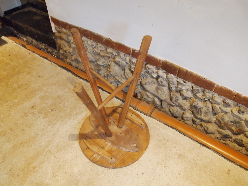 Table rare primitive cricket table side hall lamp Pine c1810 View III