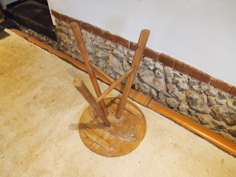 Table rare primitive cricket table side hall lamp Pine c1810 View VII