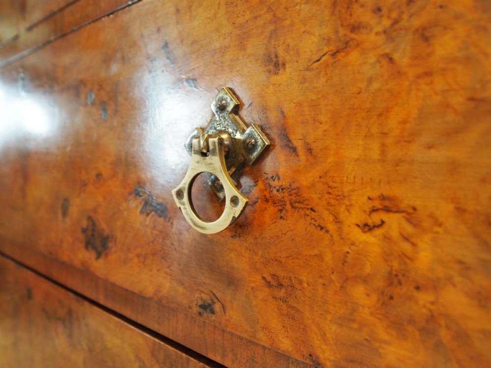 Chest of drawers Fine Burr Walnut Victorian c1870 View VIII