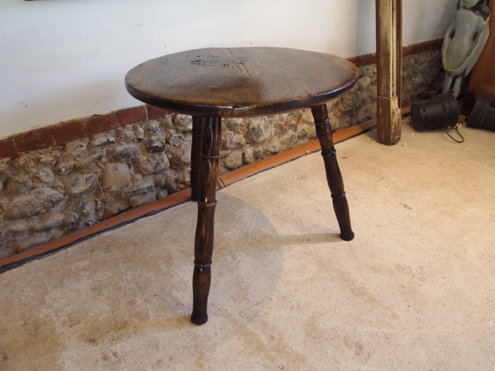 Table stunning George III Ash primitive cheese top c1780 View III