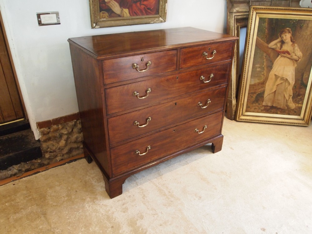 Chest of drawers stunning George III Mahogany c1780 View VI