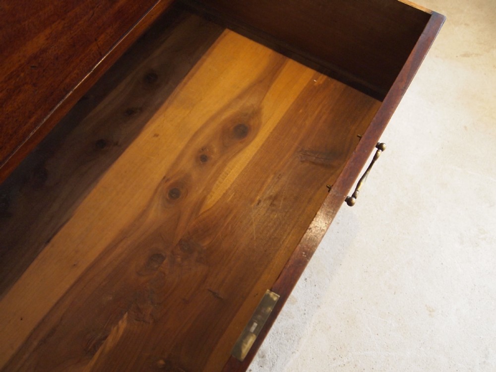 Chest of drawers stunning George III Mahogany c1780 View XI