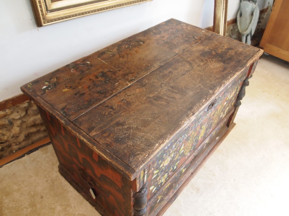 Box chest coffer superb painted Pine Norwegian dated 1912 View VIII