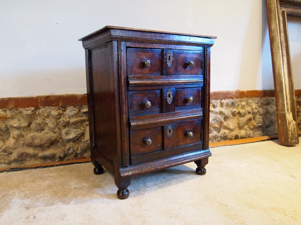 Rare George I Oak bedside cupboard cabinet c1720 View II
