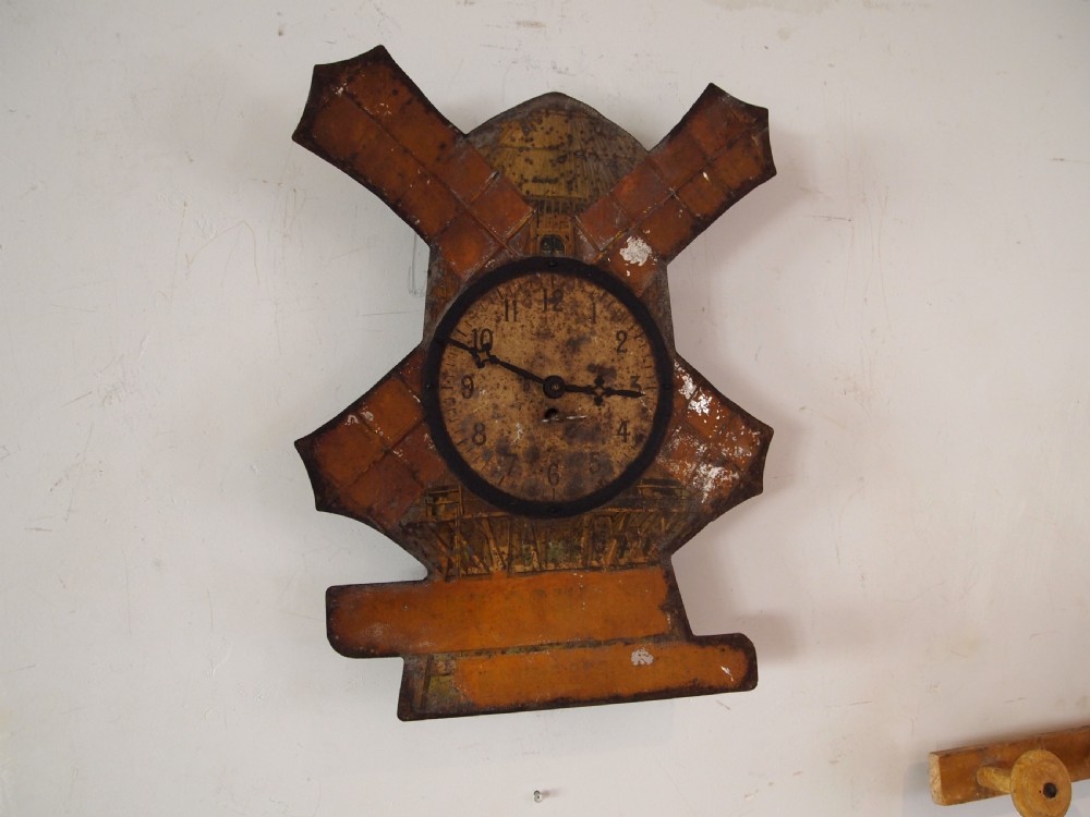 Clock very rare Toleware clock c1900