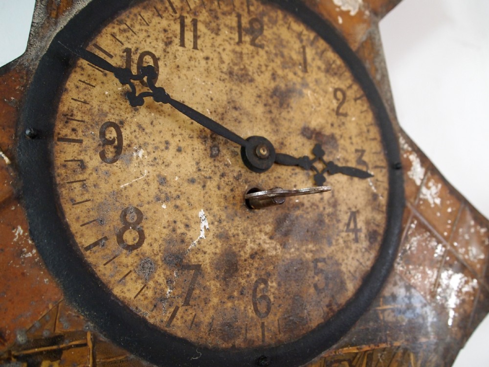 Clock very rare Toleware clock c1900 View IV