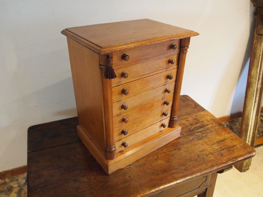 Chest of drawers rare Collectors wellington chest c1870