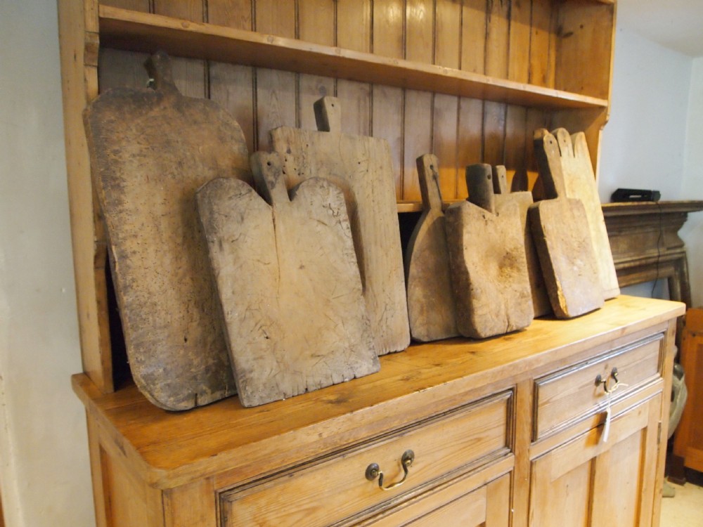 Collection of eight 18th/19th century chopping boards View VI