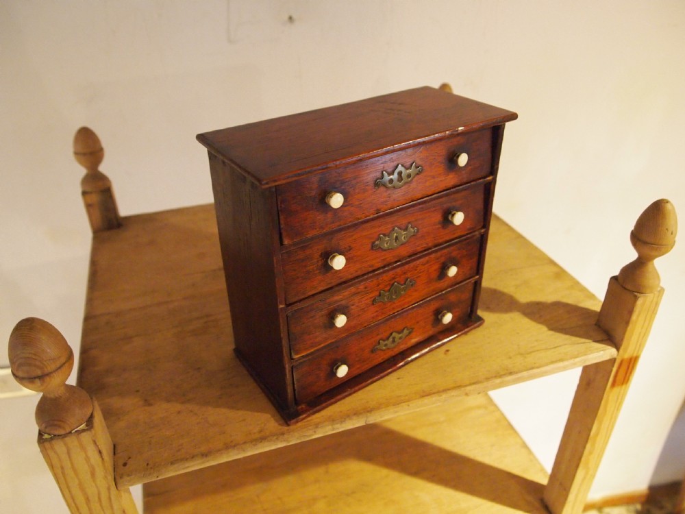 Rare George III Miniature Mahogany chest of drawers with Cert c1800 View V