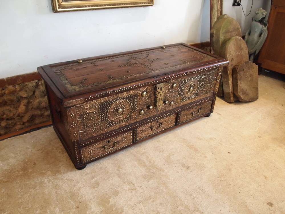 Rare outstanding Zanzibar chest Padouk Victorian period c1850