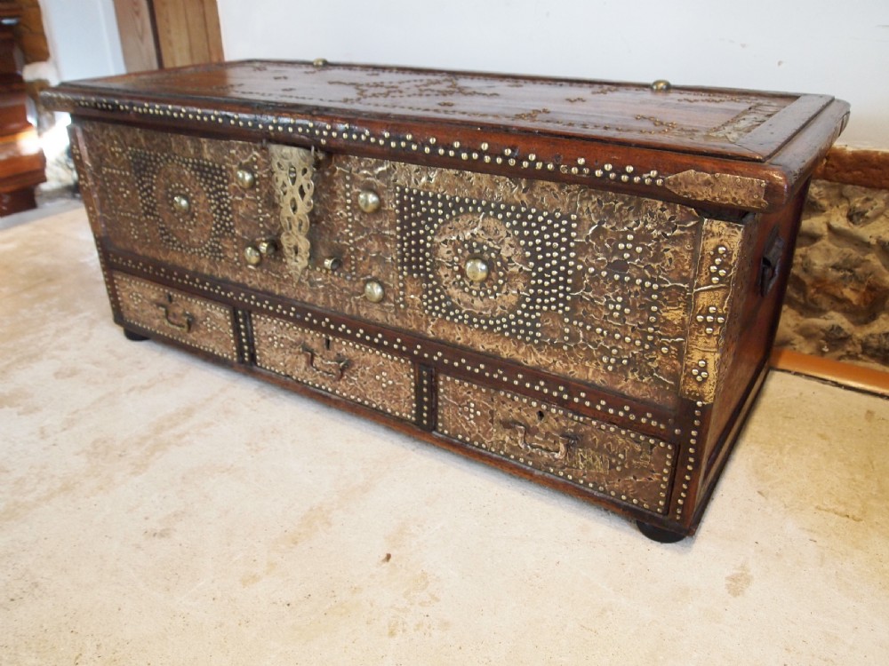 Rare outstanding Zanzibar chest Padouk Victorian period c1850 View III