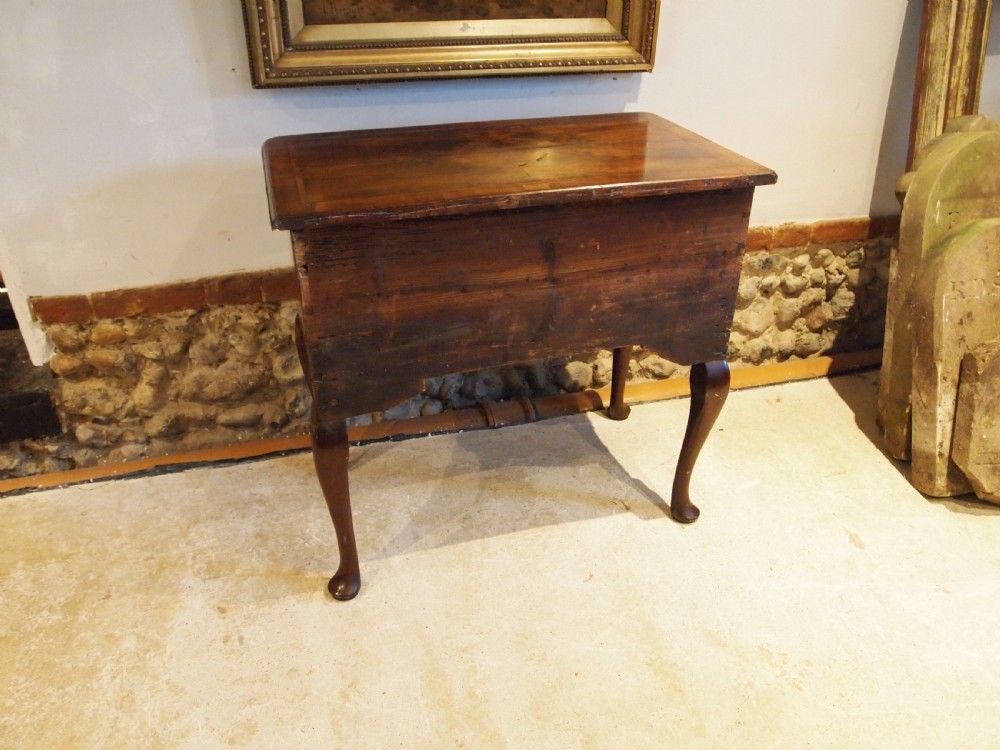 Table lowboy fine George II Walnut original brasses c1740 View V
