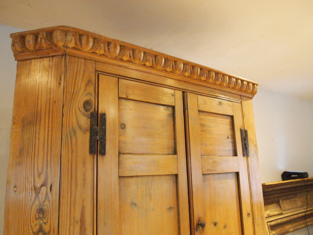 Cupboard stunning George III Pine corner cabinet c1790 View II