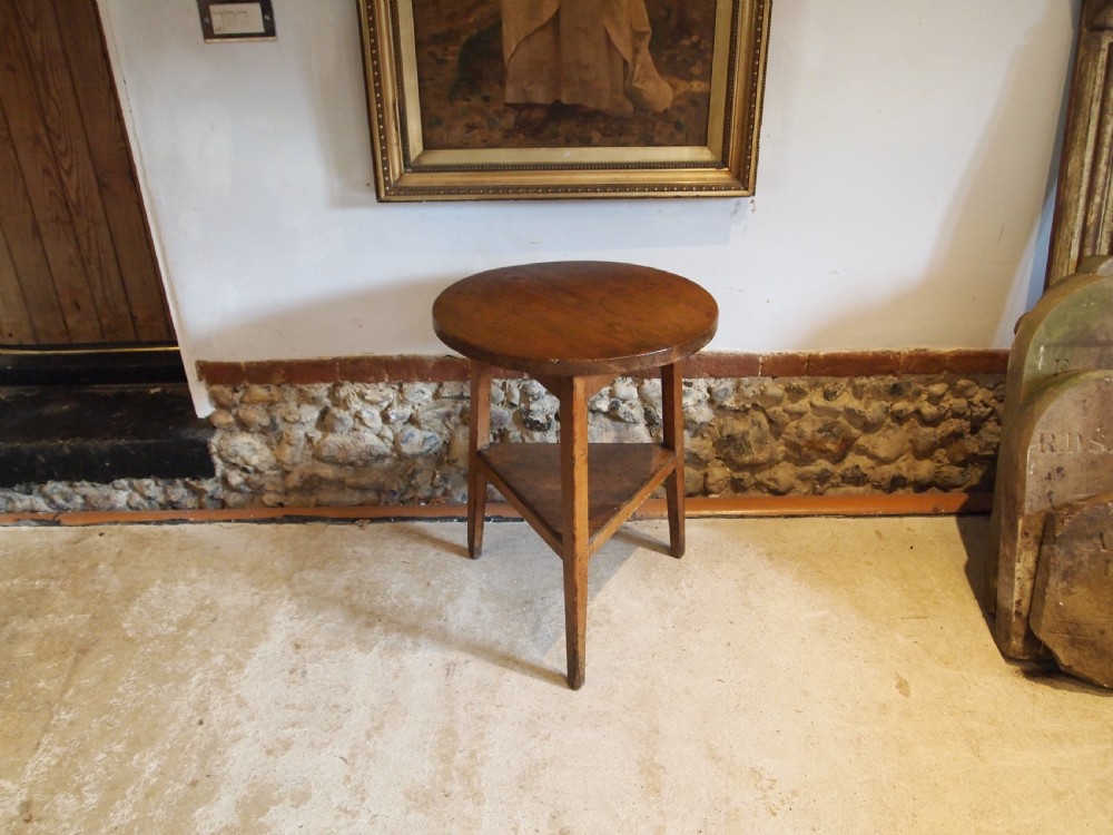 Table stunning Cricket table George III Pine c1800