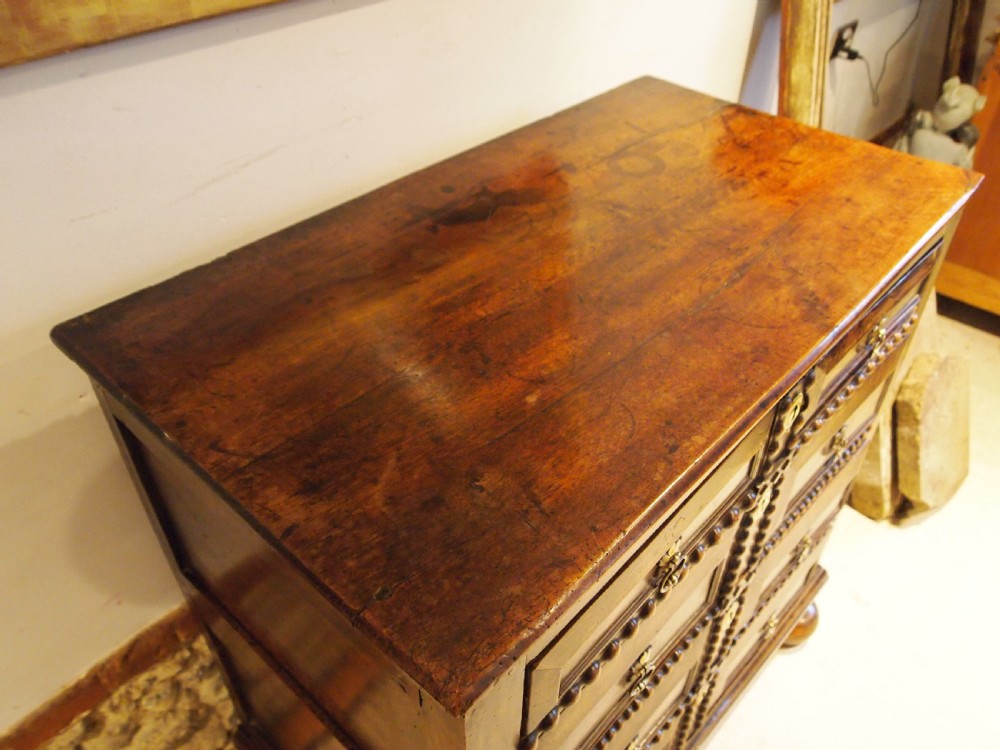 Chest of drawers very rare Charles II Walnut c1680 View II