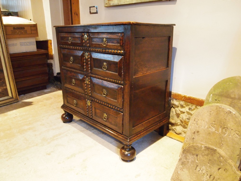 Chest of drawers very rare Charles II Walnut c1680 View VIII