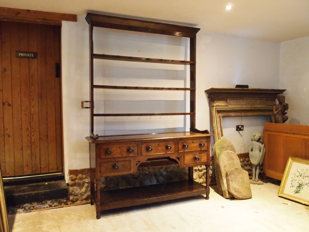 Dresser stunning Welsh Oak Carmarthenshire c1820 View II