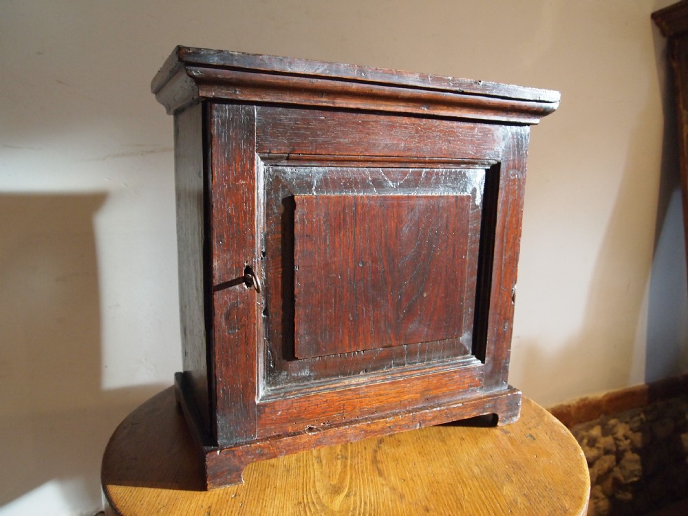 Cupboard spice cabinet George I Oak c1720 View II