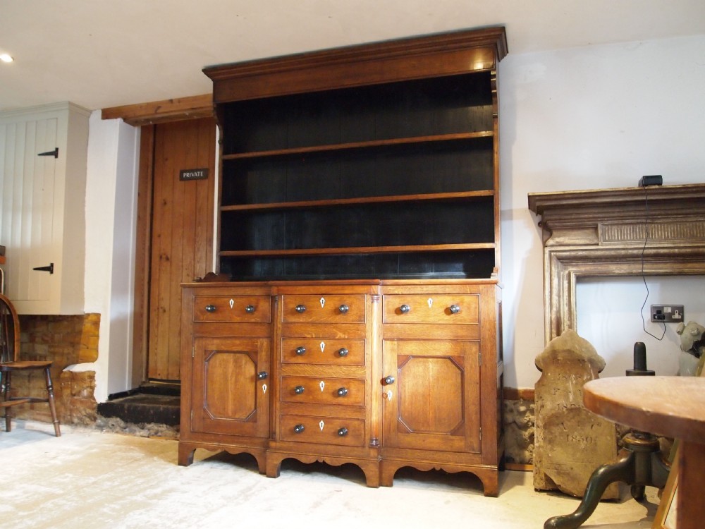 Dresser fine Welsh Oak North Wales Anglesey c1800 View VI