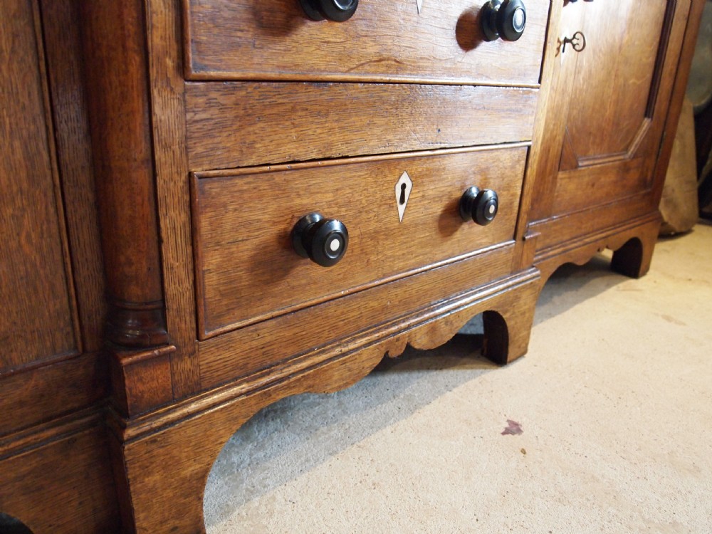 Dresser fine Welsh Oak North Wales Anglesey c1800 View XII