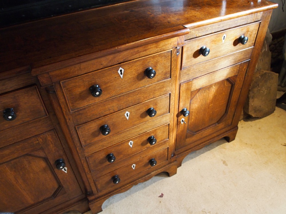 Dresser fine Welsh Oak North Wales Anglesey c1800 View XIV