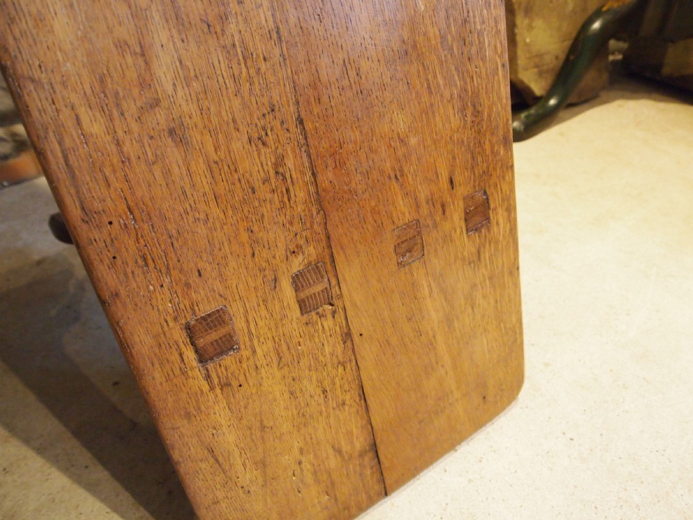Benches wonderful pair of Victorian deep seat Oak c1890 View IX