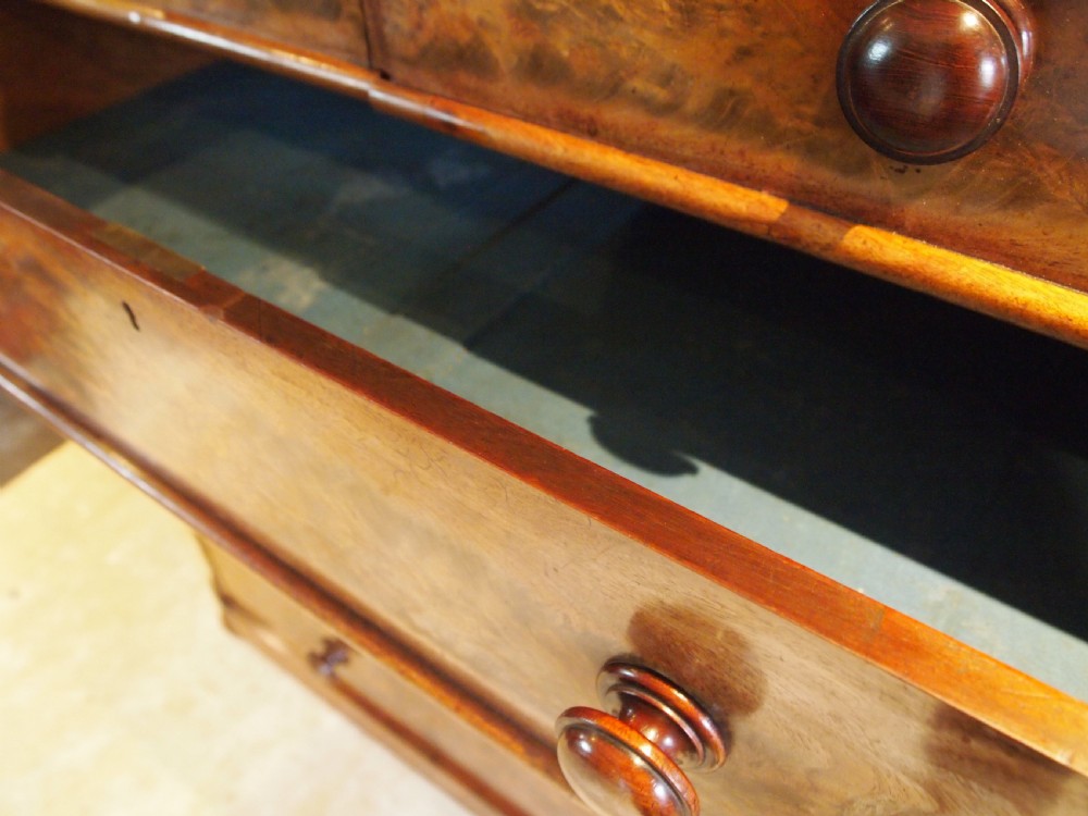 Chest of drawers stunning fine quality Victorian figured Mahogany c1850 View XI