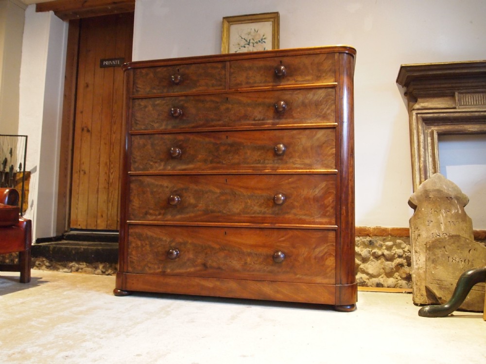 Chest of drawers stunning fine quality Victorian figured Mahogany c1850 View XIII