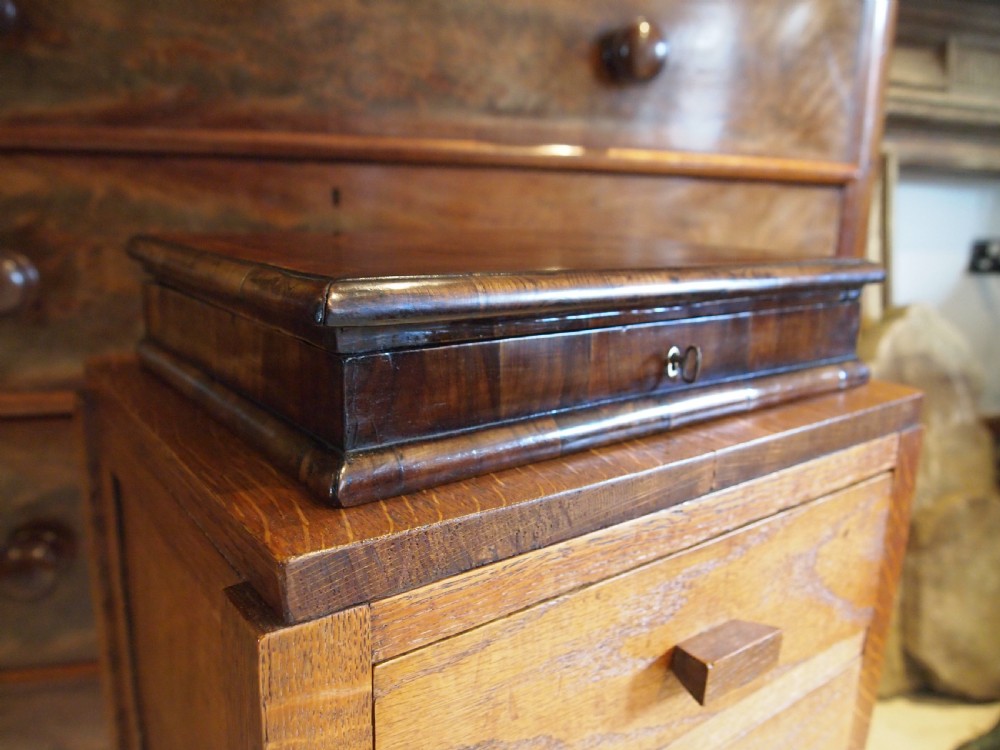 Box rare 17th century Oyster veneered Olive wood lace box c1690 View X