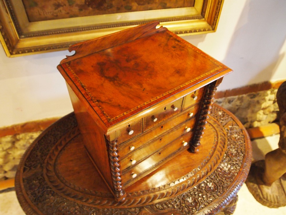 Chest of drawers Miniature Fine Victorian Walnut apprentice c1840 View VIII